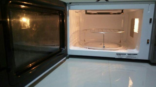 Microondas semi-novo