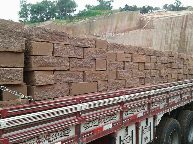 Pedras Gres direto da PEDREIRA