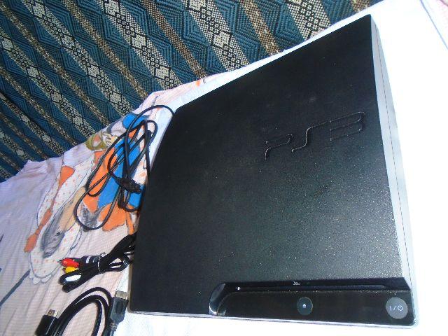 Playstation 3 slim 250 gb semi-novo