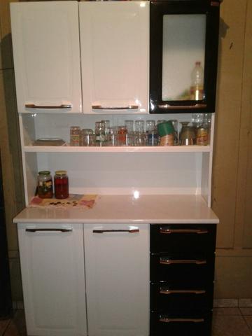 Vendo armario de pouco uso