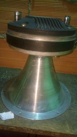 1 Super corneta METALVOX TRIO MTX 450