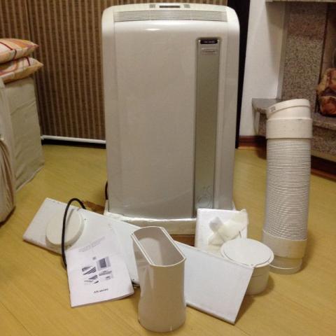 Ar Condicionado Portátil  BTU Delonghi