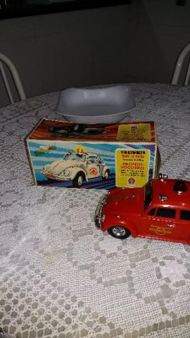 Carrinho a pilha antigo ano 