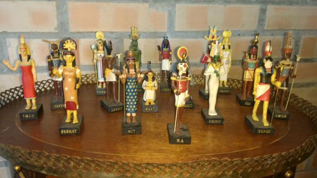 Fantástica coleção Deuses do Egito