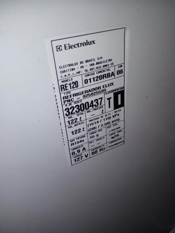 Frigobar eletrolux 120l