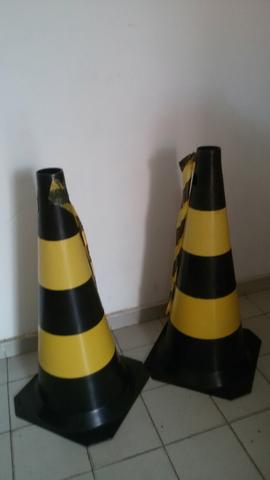 2 cone de sinalização