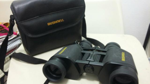 Binóculo Bushnell
