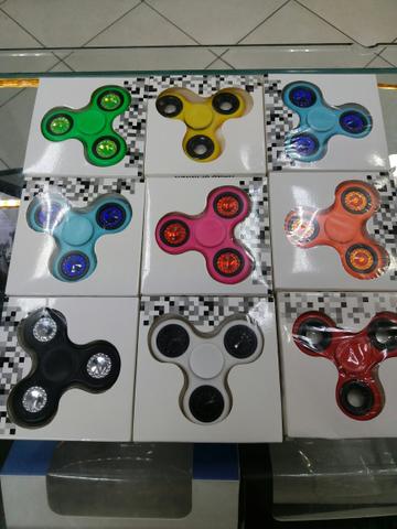 Hand spinner diversão tirando o estresse