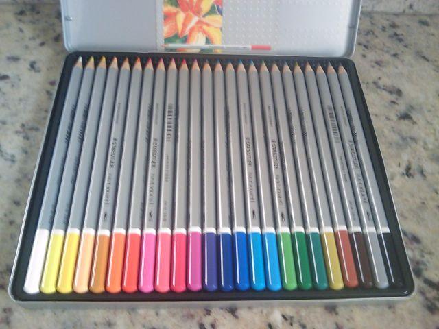 Lápis de cor Staedtler cx. 24 cores