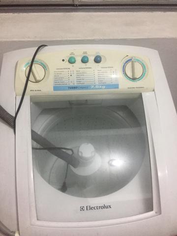 Maquina de lavar 7.5 kg