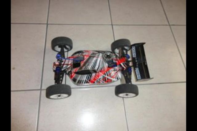 RC kiosho DBX 2.0 a gasolina