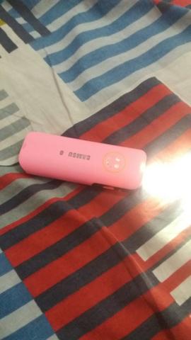 Lanterna e carregador portátil