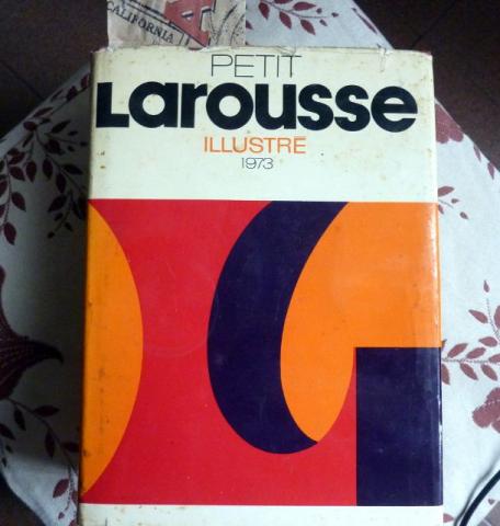Livro Dictionario Petit Larousse Illustre 