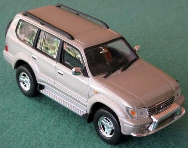 Picape Toyota escala 1/43