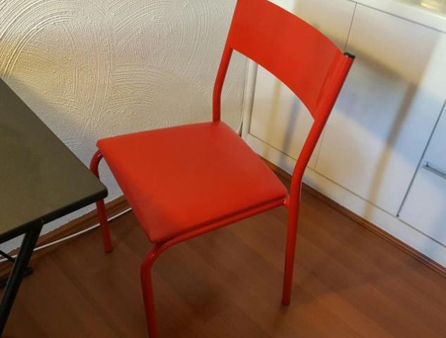 Cadeira Vermelha Tok Stok