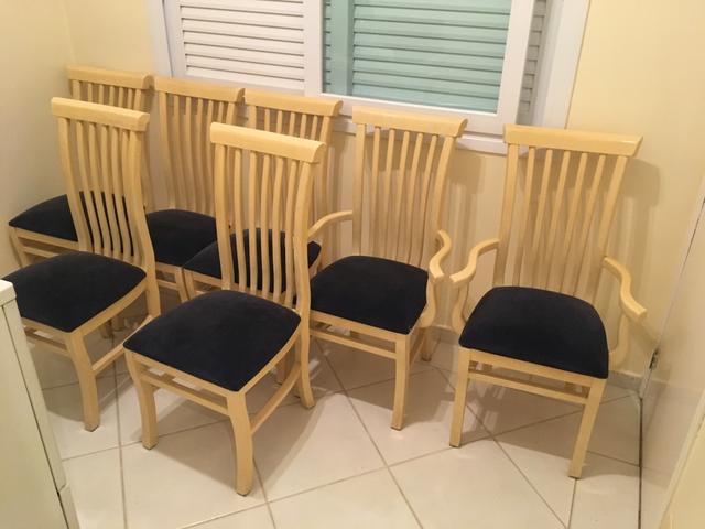 Cadeiras laqueadas de sala de jantar