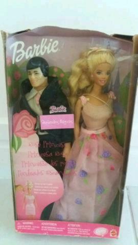 Casal de Barbie