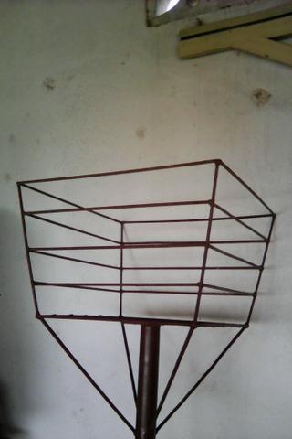 Lixeira para calçada