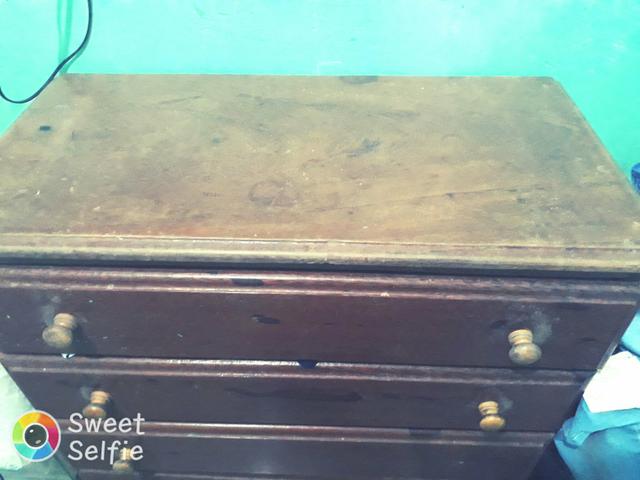 Vendo Cômoda de Angelim