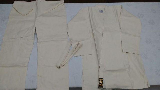 Kimono Torah Novo A3 com Faixa Branca