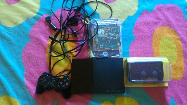 Playstation 2 completo com 2 controle e 15 jogos.