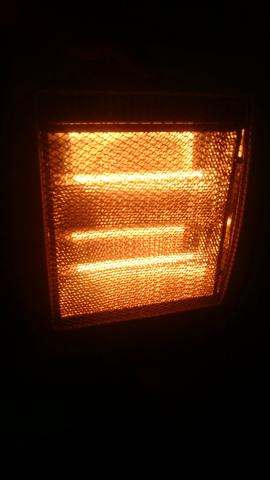 Vendo um aquecedor halogeno 800w