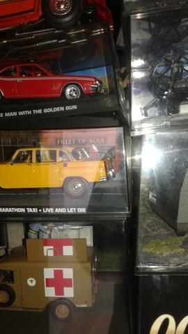 James Bond coleção