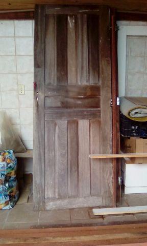 Portas de fora de madeira