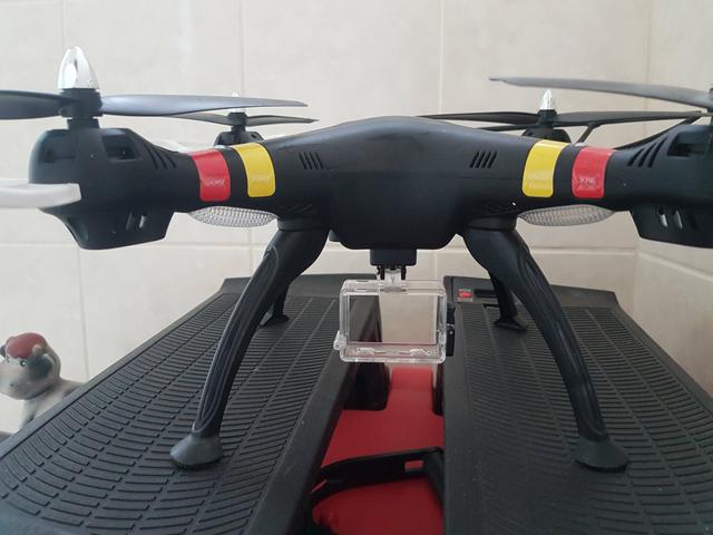 Drone syma x8w Completo com 3Baterias incluso