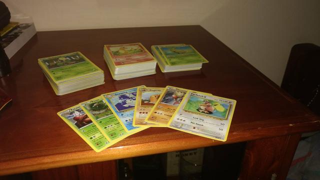 170 cartas de Pokémon
