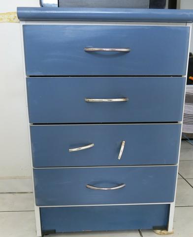 Gaveteiro Volante Com 4 Gavetas