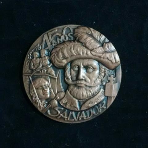 Medalha Comemotativa de bronze,450 anos de Salvador