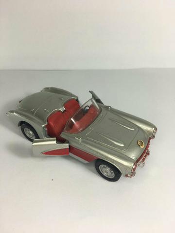 Miniatura em Nova Iguaçu