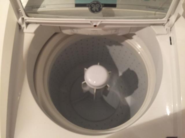 Máquina de lavar 10 kg GE