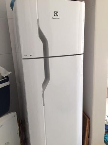 REFRIGERADOR ELECTROLUX 260 Litros