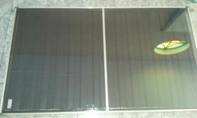 Vende-se 2 placas de aquecedor solar horizontais 1,70X1,00M
