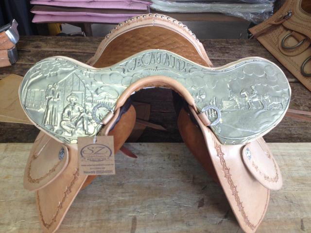 Arreio zamboim almofadado chapa geca tatu das novas sem uso,