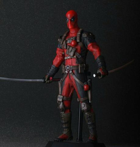 Boneco Dead Pool Top 30 cm Action figure. Video