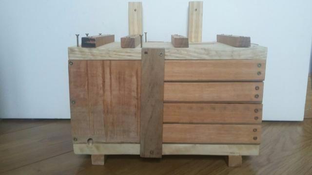 Caixa para abelhas Jataí / Mirim com caixilhos