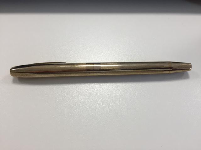 Caneta Sheafer Dourada