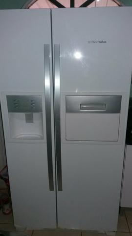 Geladeira side bay side topp