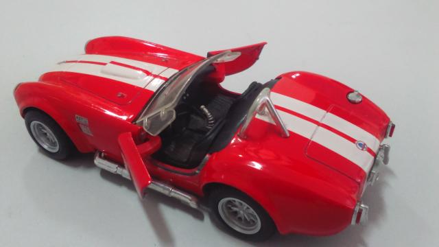 Miniatura Grande -Cobra Shelby - Vermelho conversível