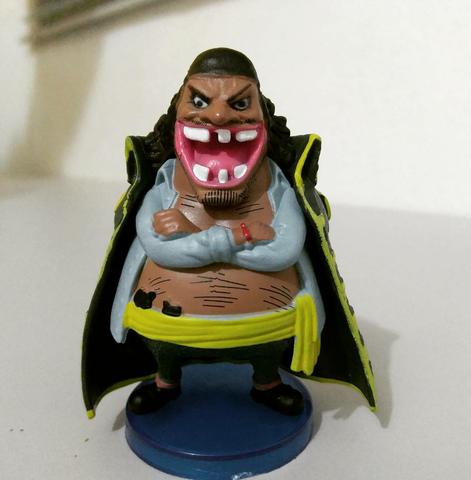 One Piece Figure Barba Negra