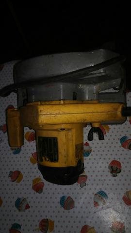 Serra circular dwalt