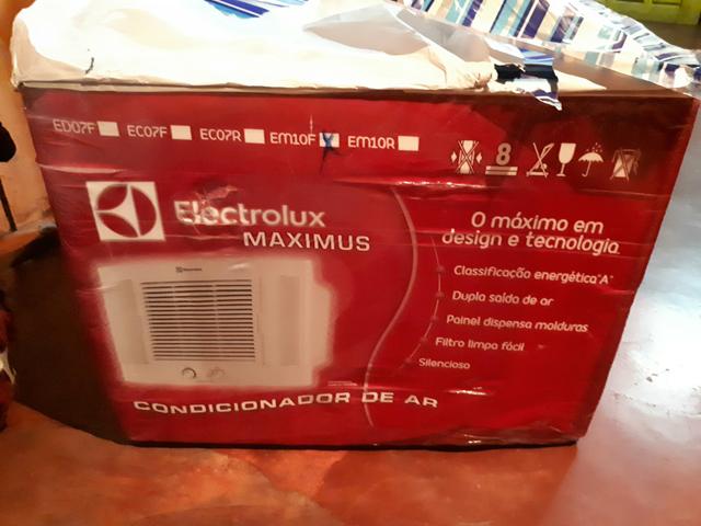 Ar condicionado eletrolux de janela  btus