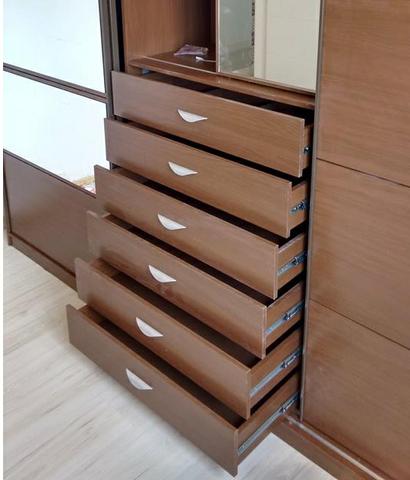 Armario de cozinha,guarda roupa,mesa de