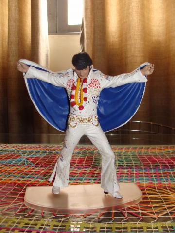 Boneco Elvis Presley Aloha - Mcfarlane