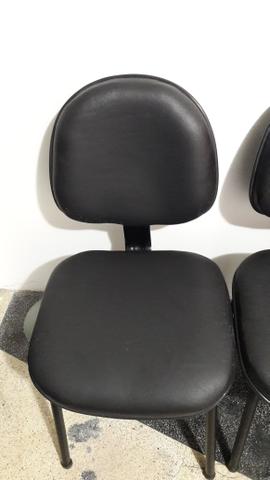Cadeira preta Luxo