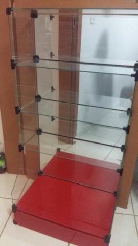 Estante de Vidro espelhada