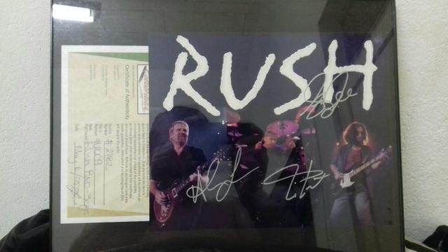 Foto autografada Rush com certificado de autenticidade